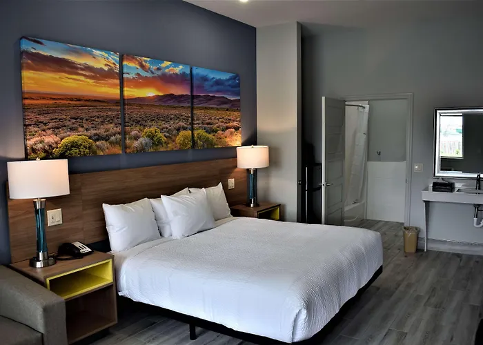 Days Inn & Suites By Wyndham Downtown/University Of Houston